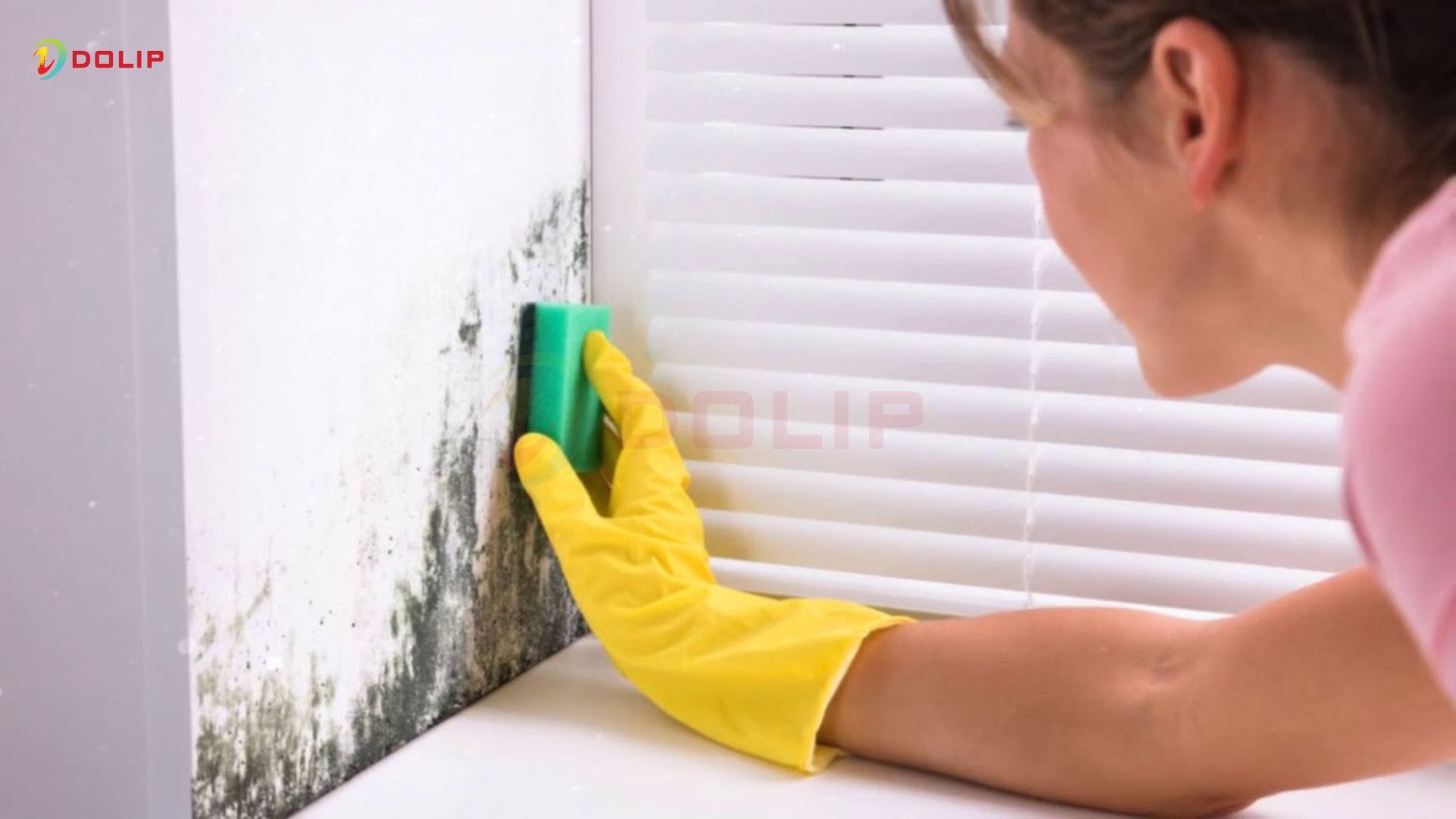 Cần làm sạch bề mặt trước khi sơn