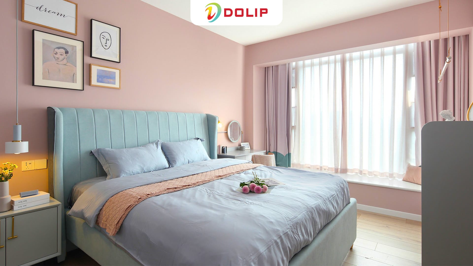 Màu hồng hợp với gia chủ mệnh Hỏa và Thổ